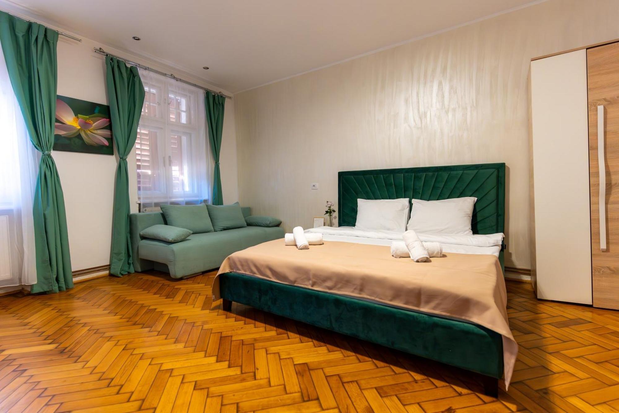 דירה The Muse - Kronstadt Central Suites