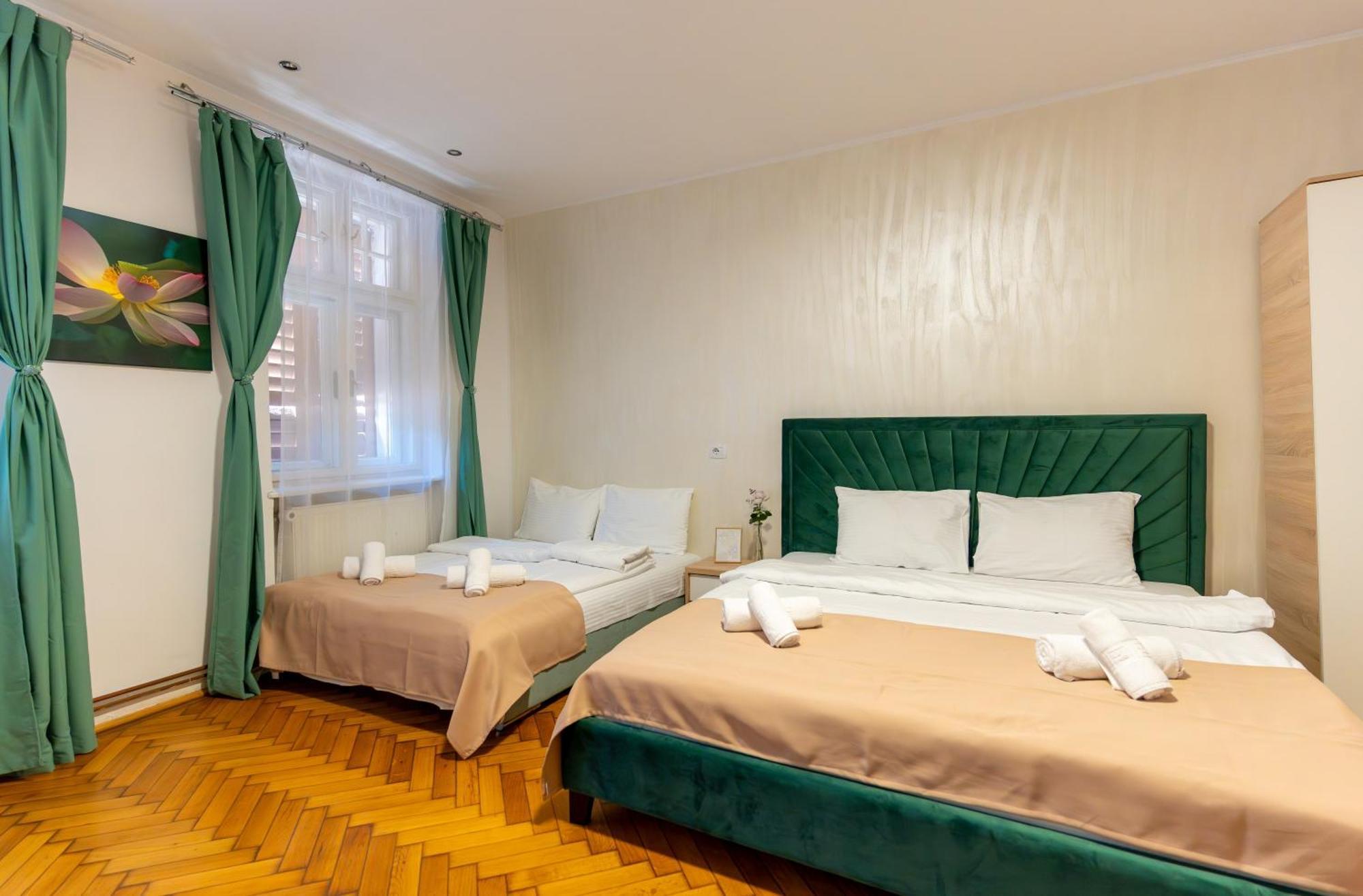 The Muse - Kronstadt Central Suites Brasov