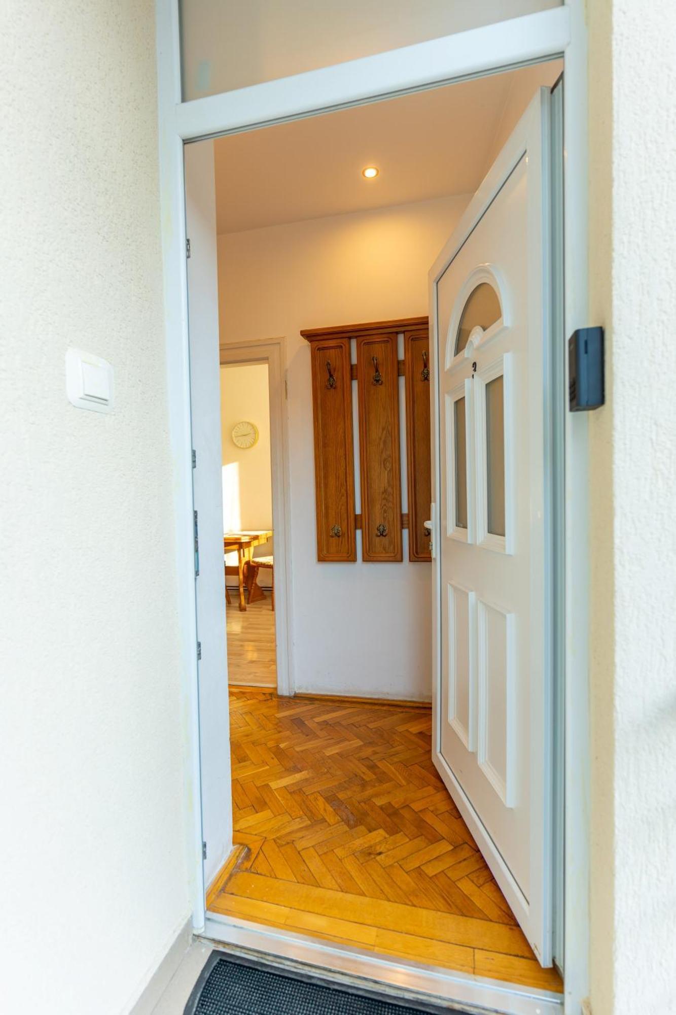 דירה The Muse - Kronstadt Central Suites *