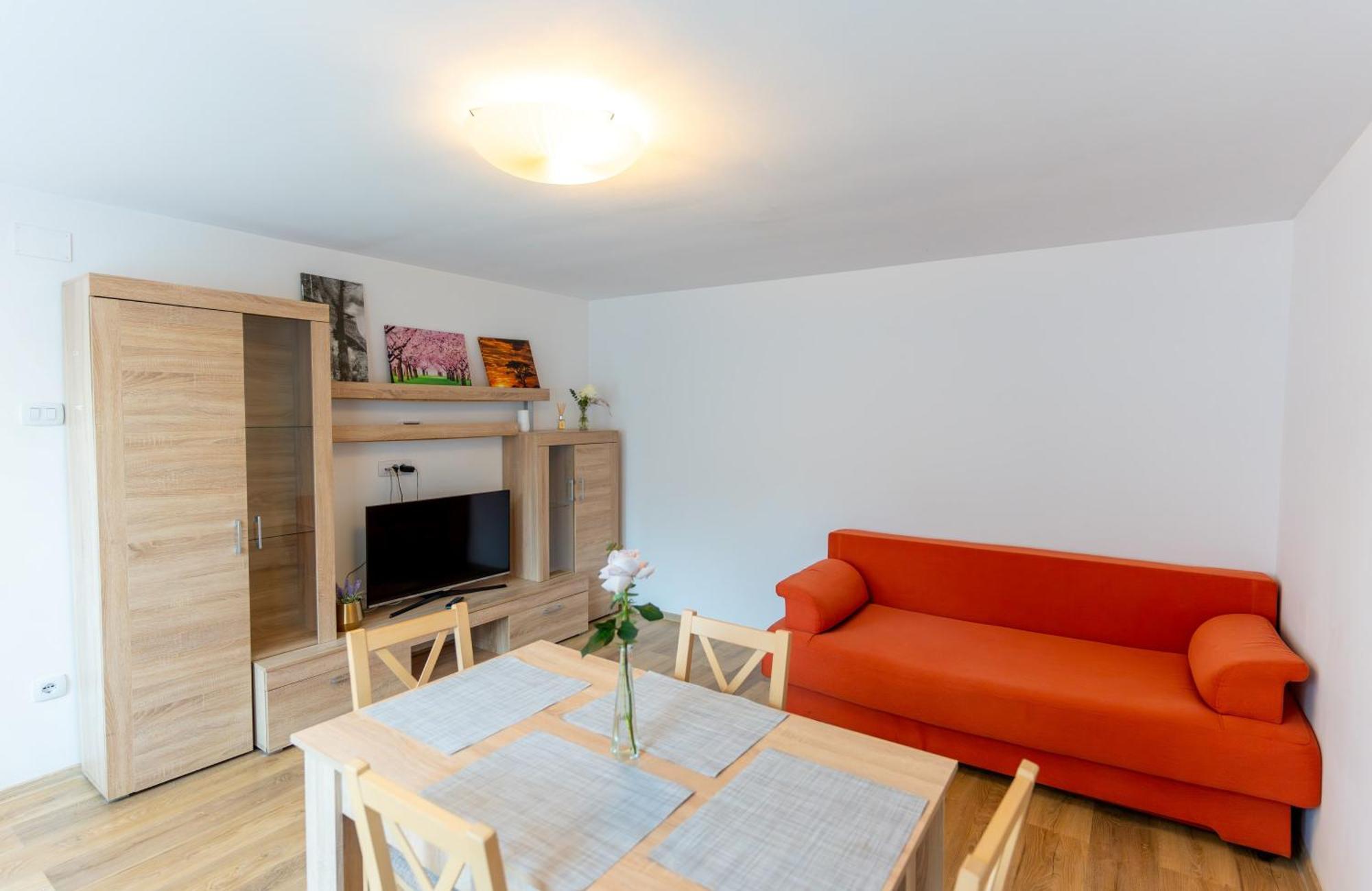 The Muse - Kronstadt Central Suites דירה *